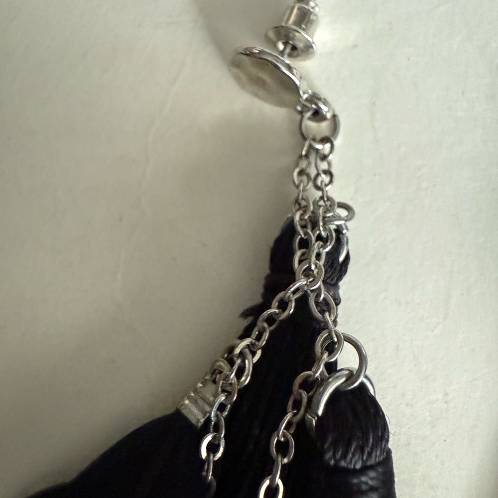 Chic Black Feather and Black Tassel Earrings - Picture 13 of 14